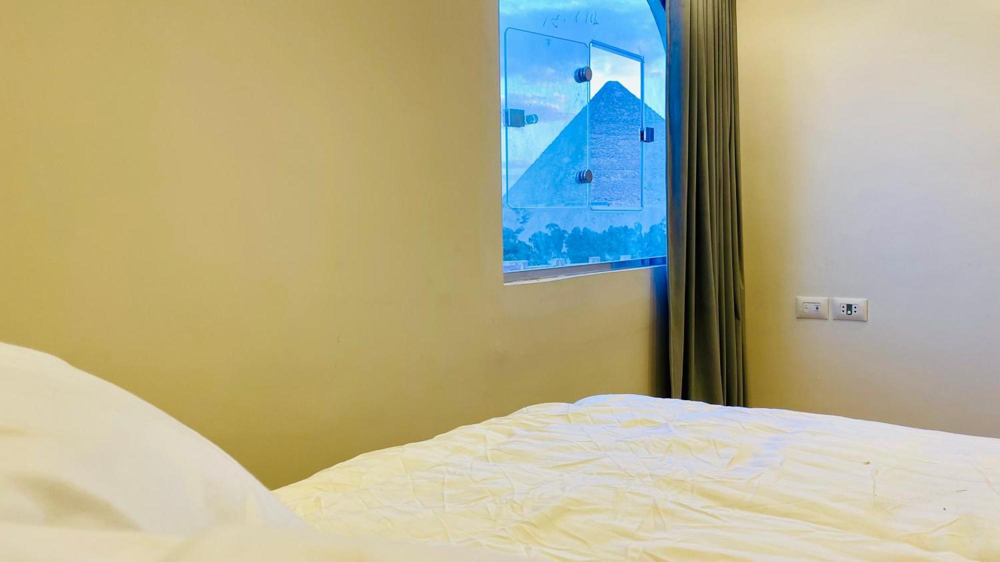 Oh Pyramids View Hotel Kafret el-Gabal Екстериор снимка