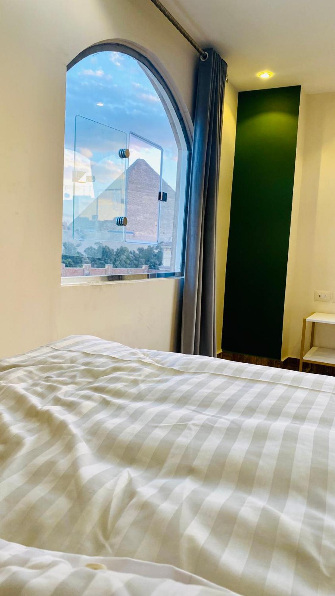 Oh Pyramids View Hotel Kafret el-Gabal Екстериор снимка
