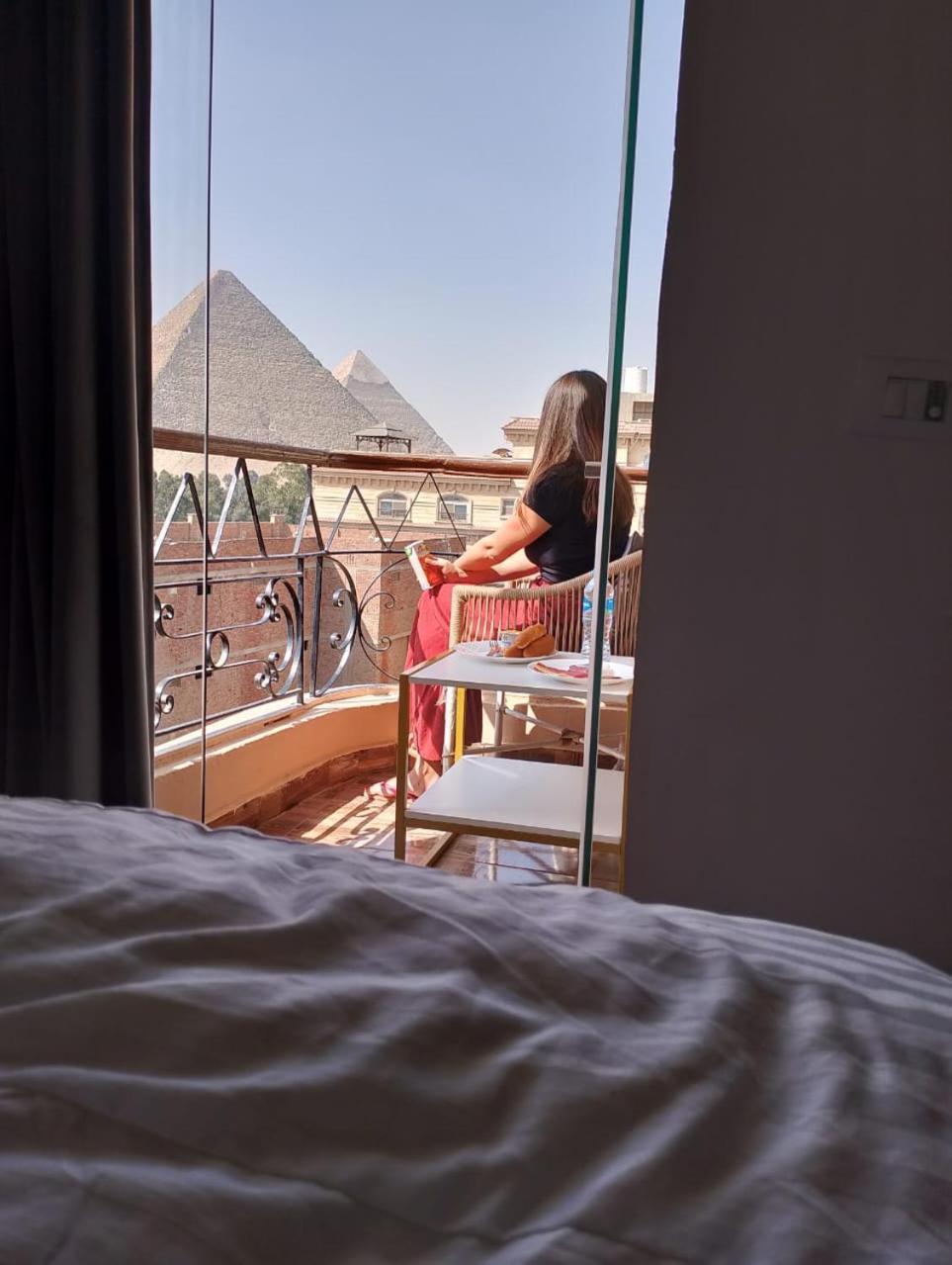 Oh Pyramids View Hotel Kafret el-Gabal Екстериор снимка
