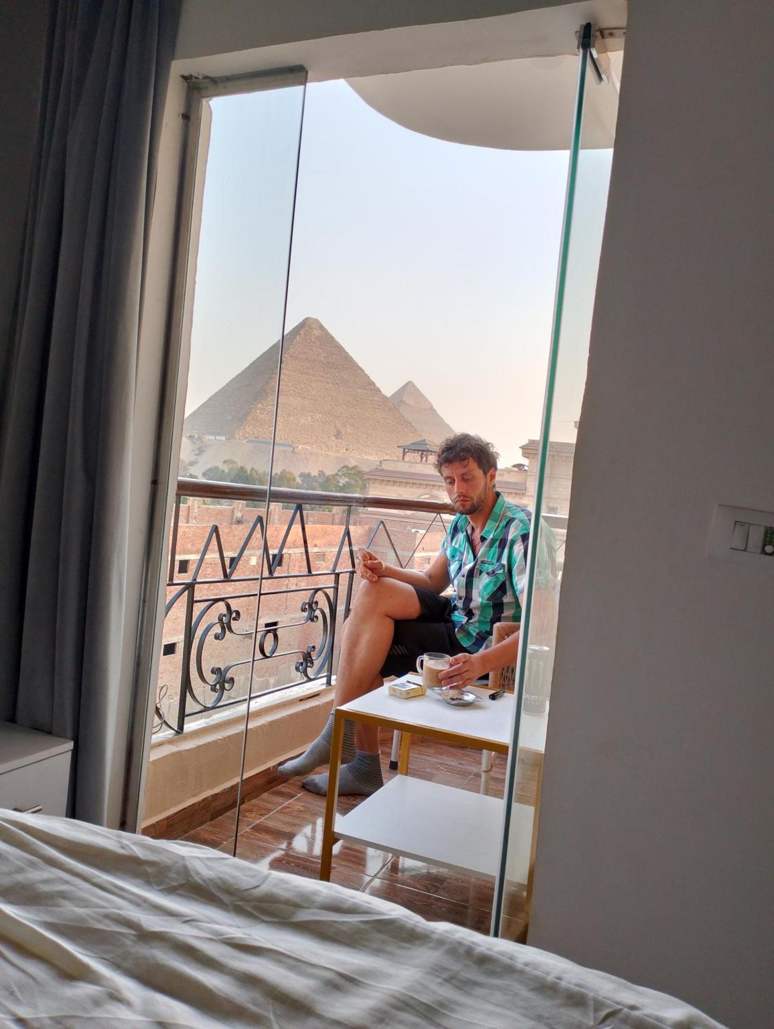 Oh Pyramids View Hotel Kafret el-Gabal Екстериор снимка